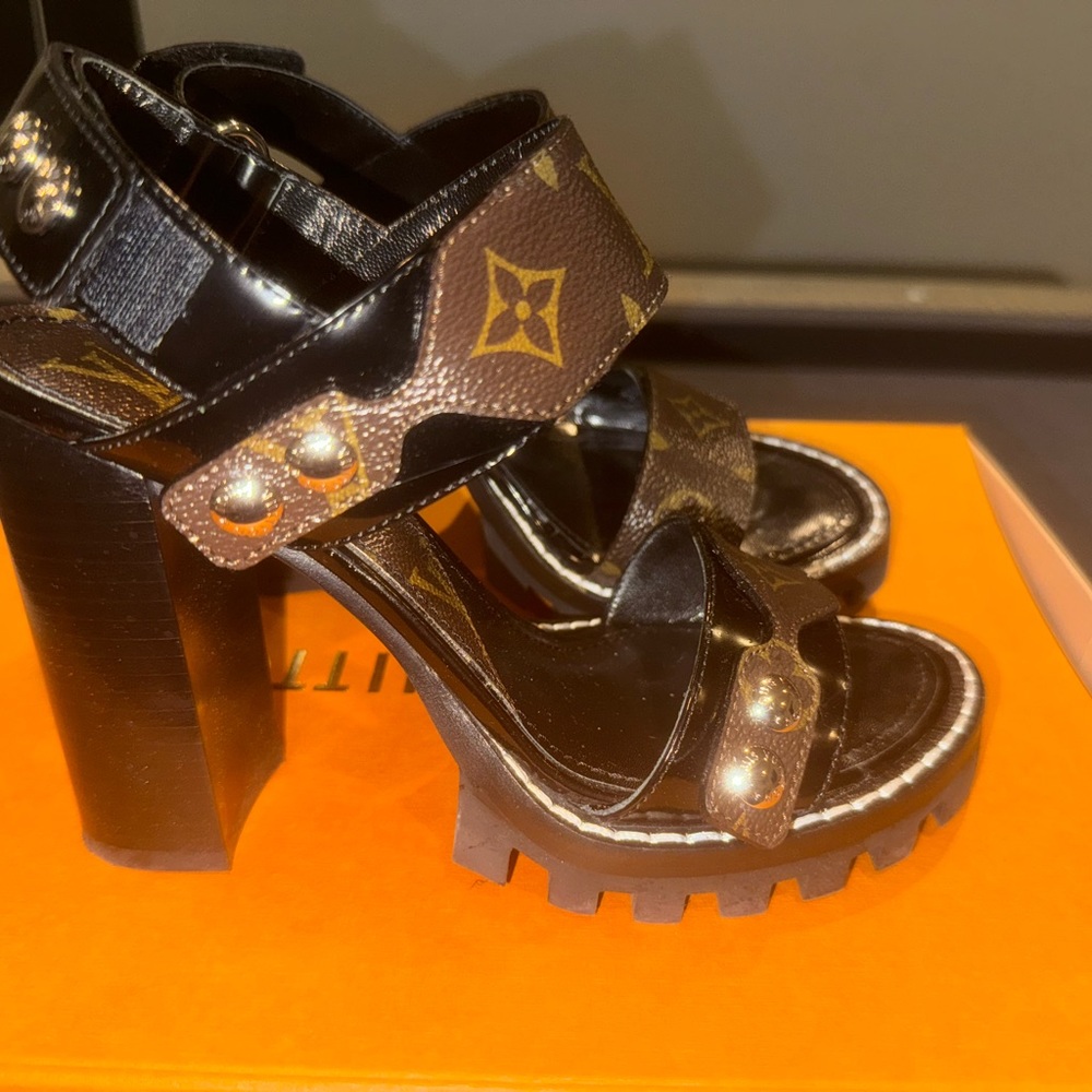 Louis Vuitton Star Trail Sandal 38.5 - Picture 6 of 8